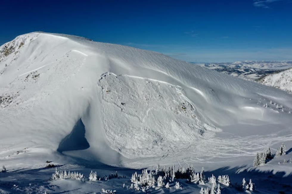 The fatal avalanche occurred above Pumphouse Lake. 